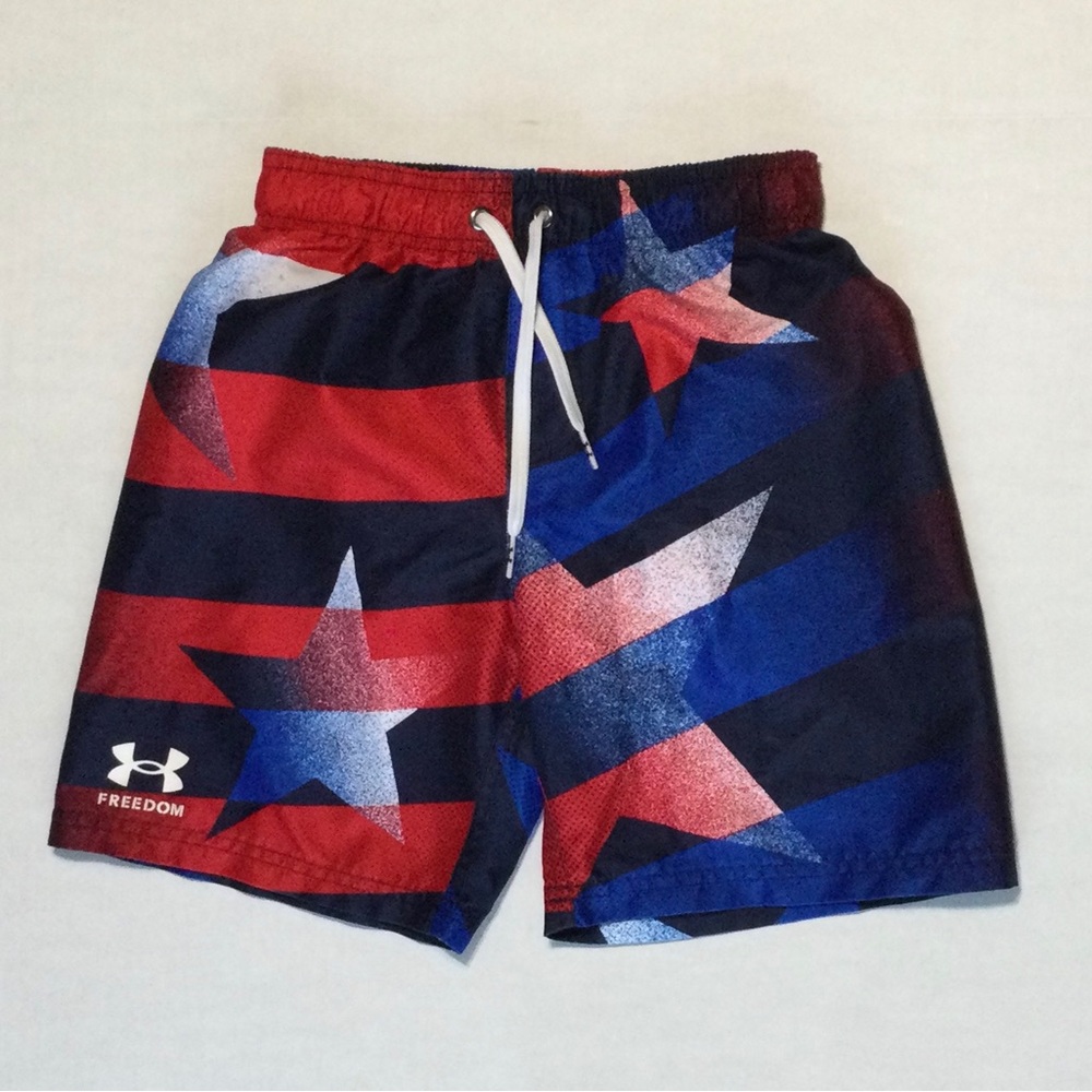 Under Armour  Boys Size Youth Medium Red/White/Blue Star Print Swim Shorts